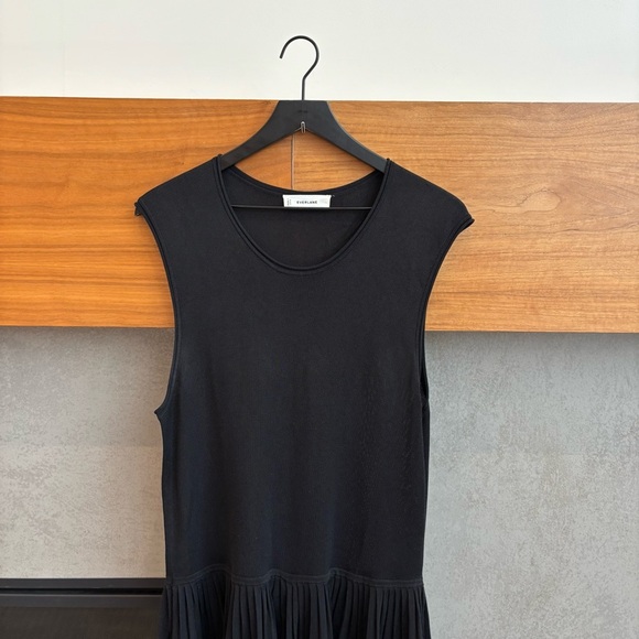 Everlane The Knit Pleated Dress, Size L - Picture 7 of 14